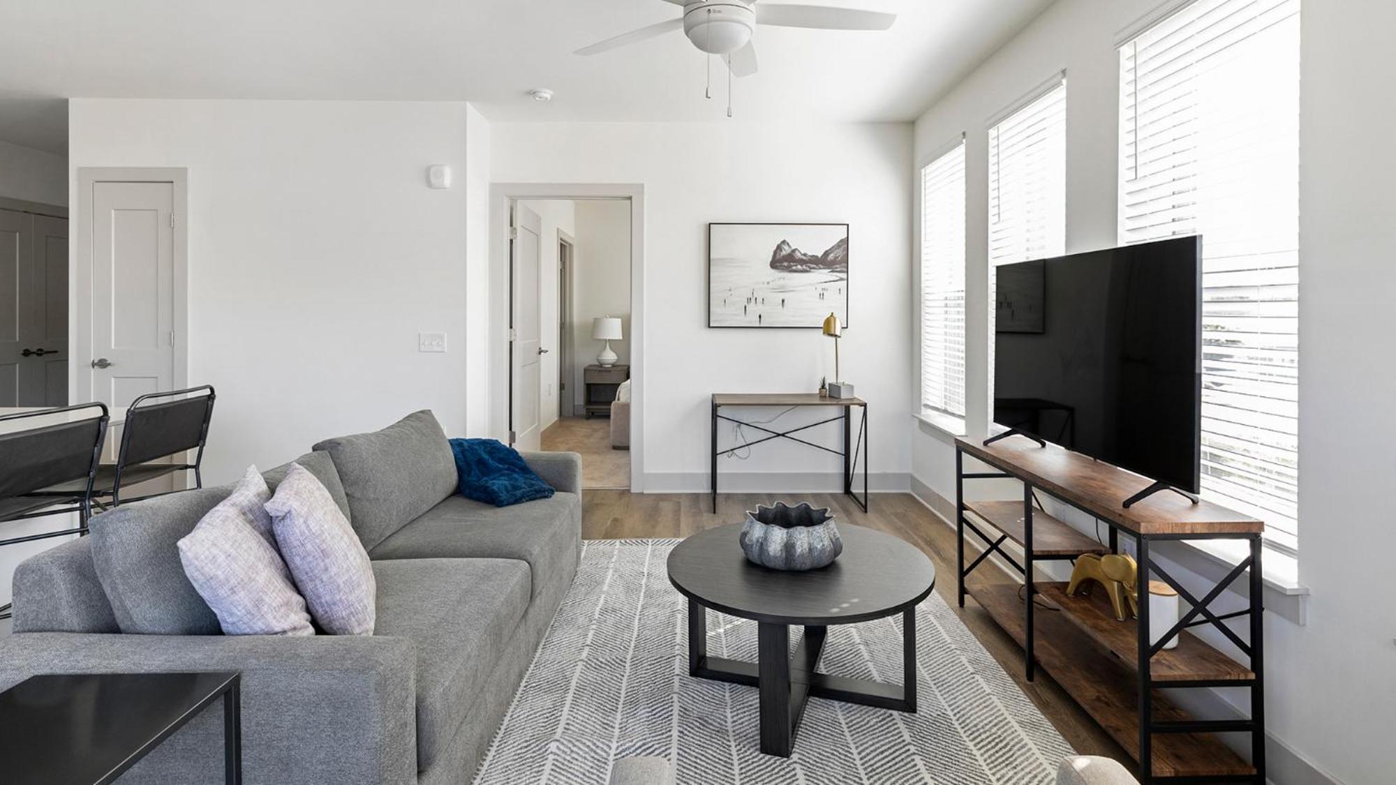 Gallery Apartments By Barsala Huntsville Room photo